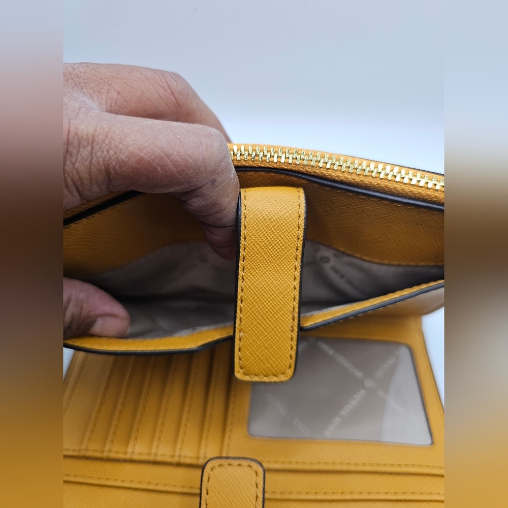 Michael Kors Gold Double Zip Wallet Wristlet - Picture 4 of 11